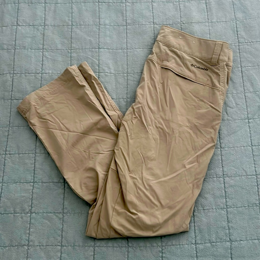 Khaki/ Tan Columbia Hiking Pants (Active Stretch) (Roll Up Convertible)